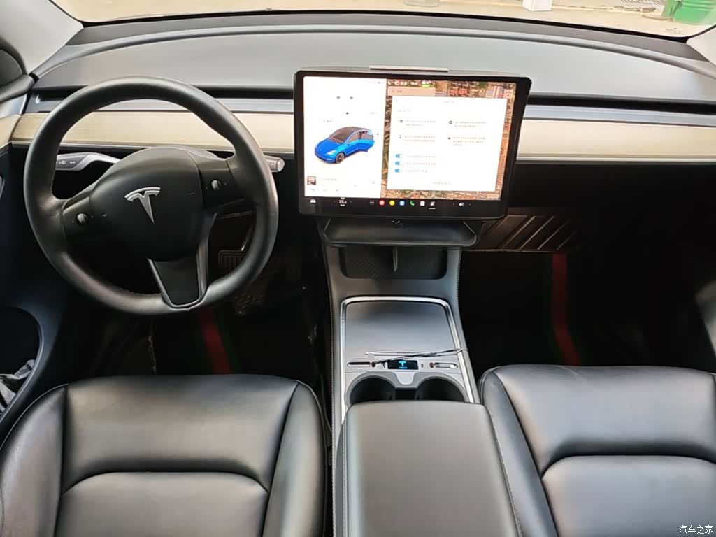 Tesla Model Y, 2022 10