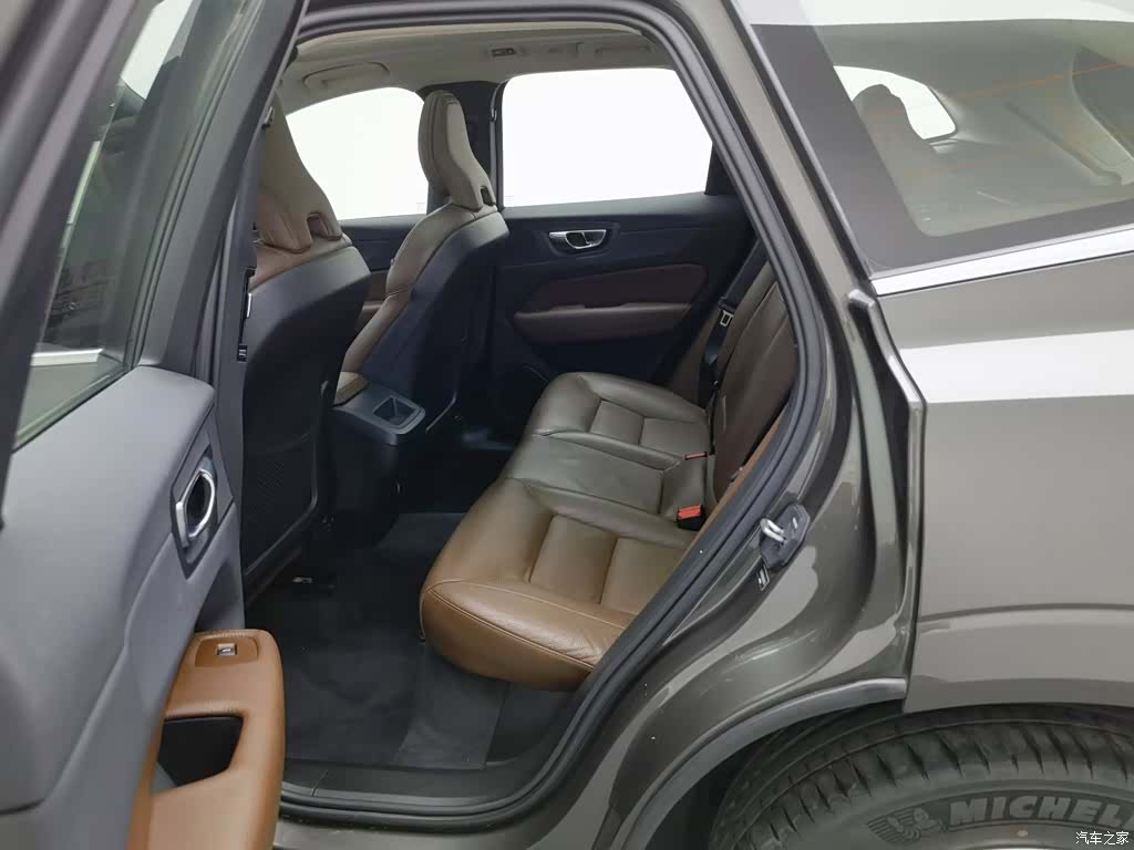 Volvo XC60, 2020 15