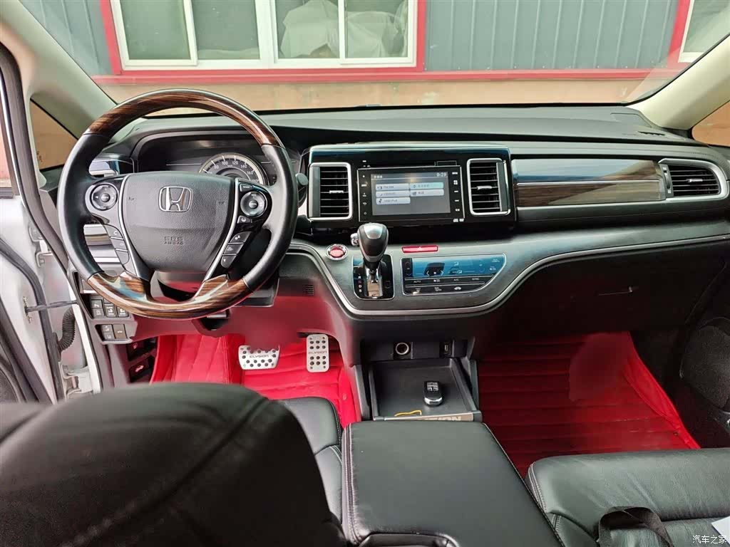 Honda Elysion, 2017 13