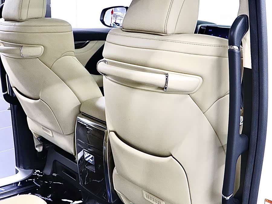 Toyota Vellfire 2022, фото 17