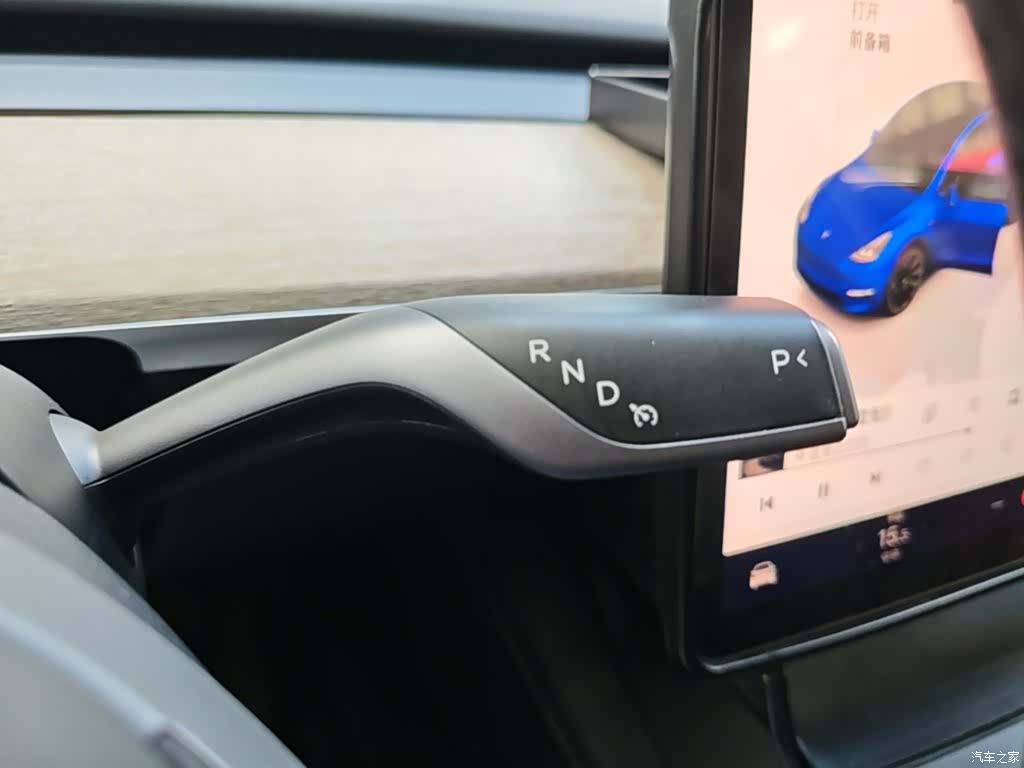 Tesla Model Y, 2022 14