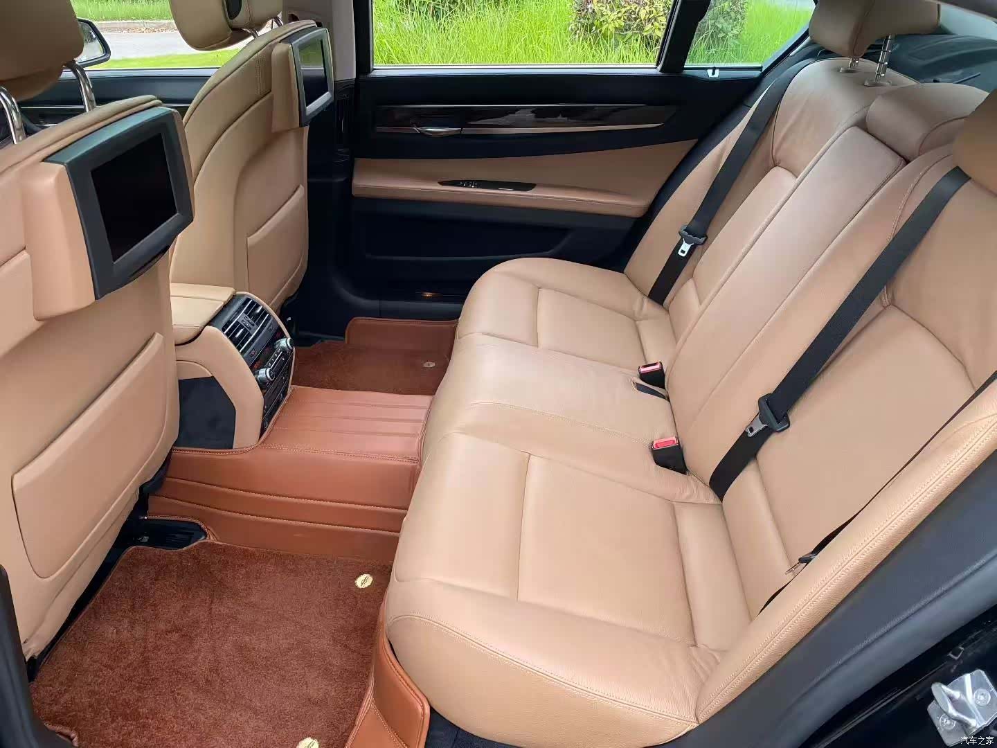 BMW 7 Series, 2012 12