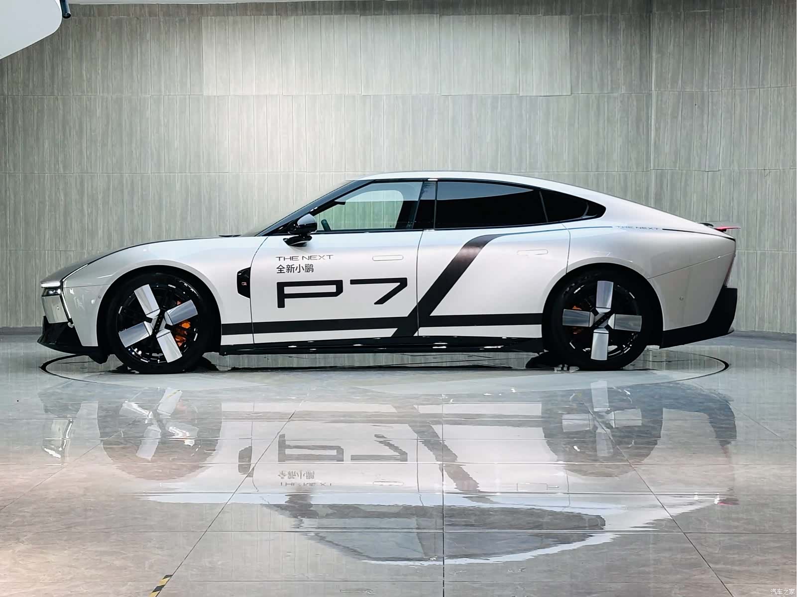 Xpeng P7, 2025 4