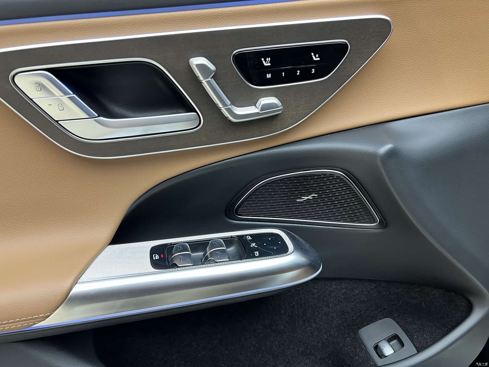 Mercedes-Benz E-Class, 2026 18