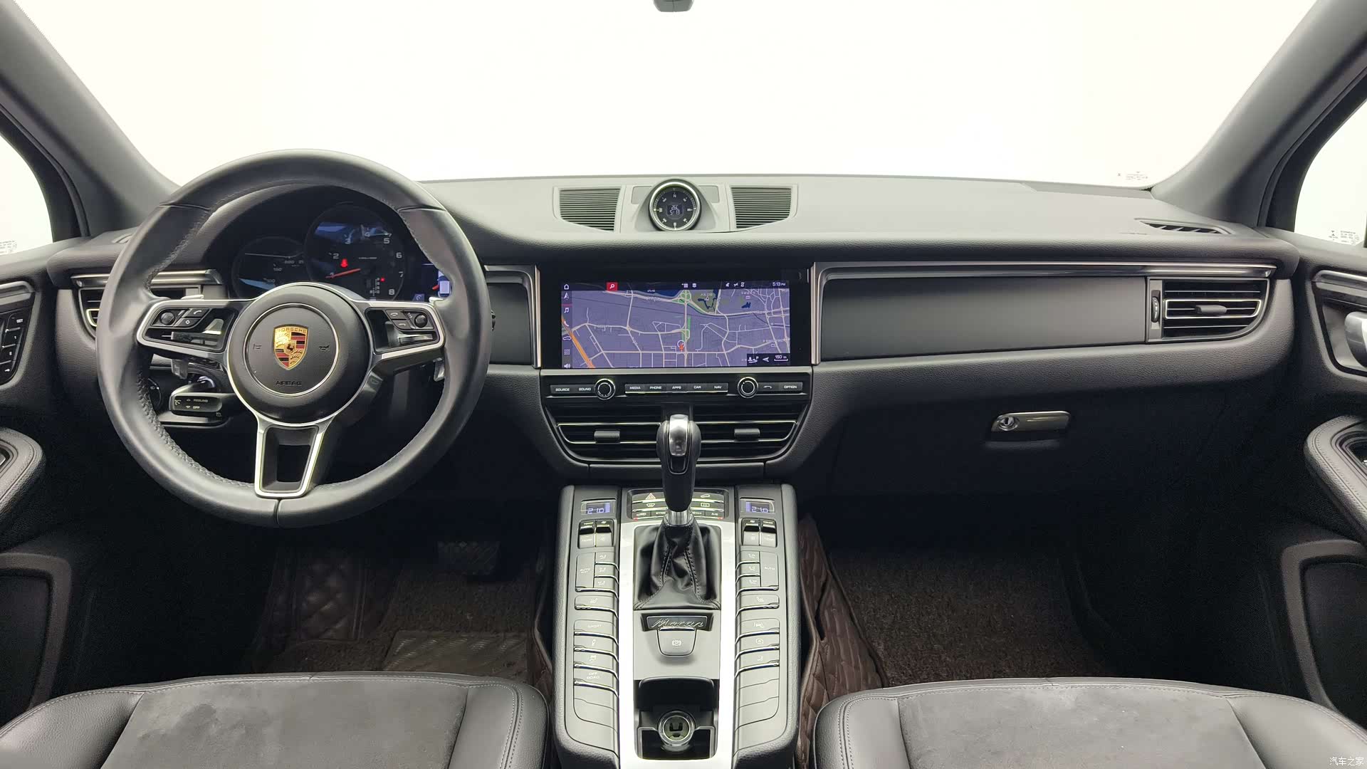 Macan Macan, 2020 10
