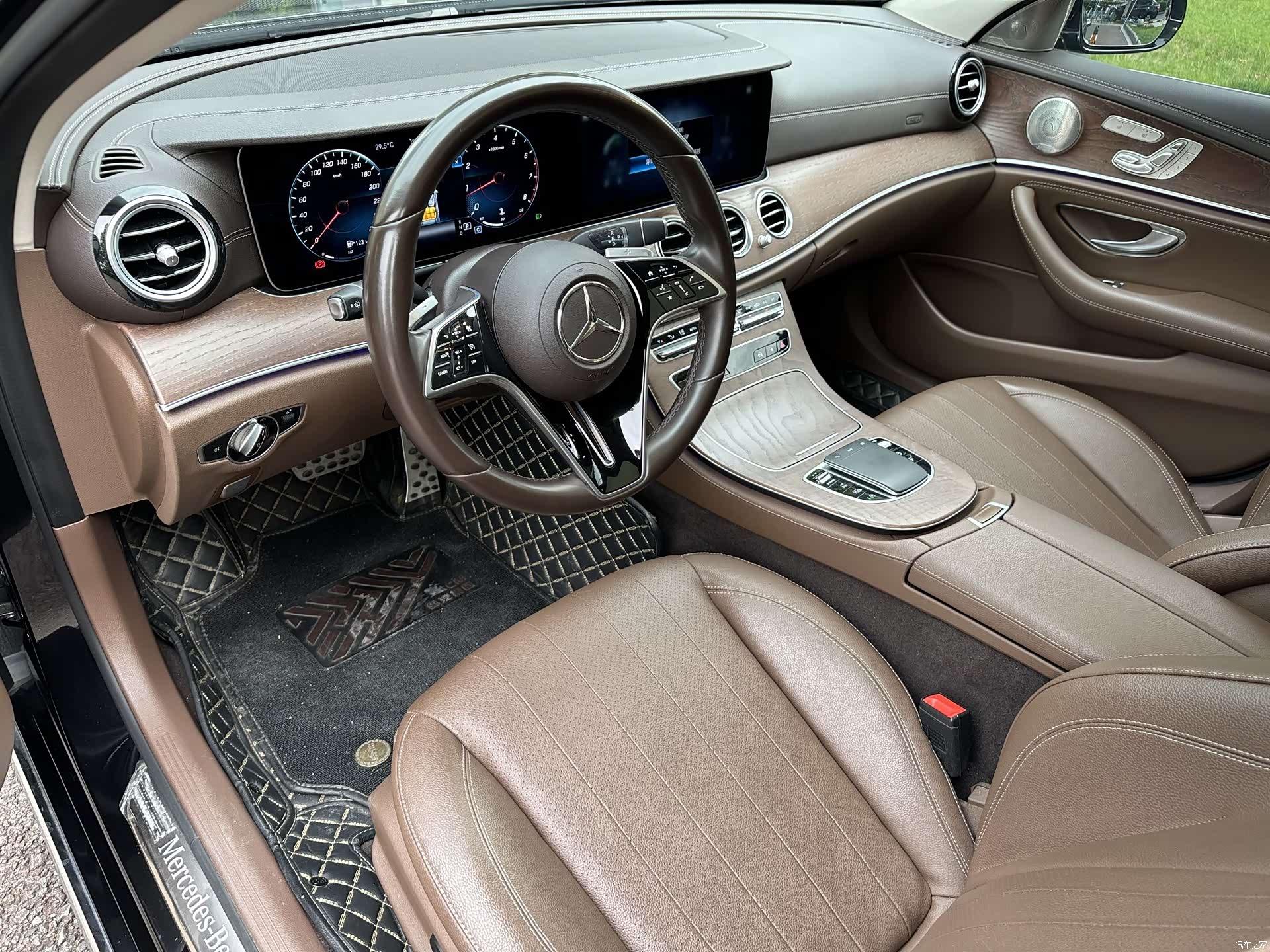 Mercedes-Benz E-Class, 2021 все фото