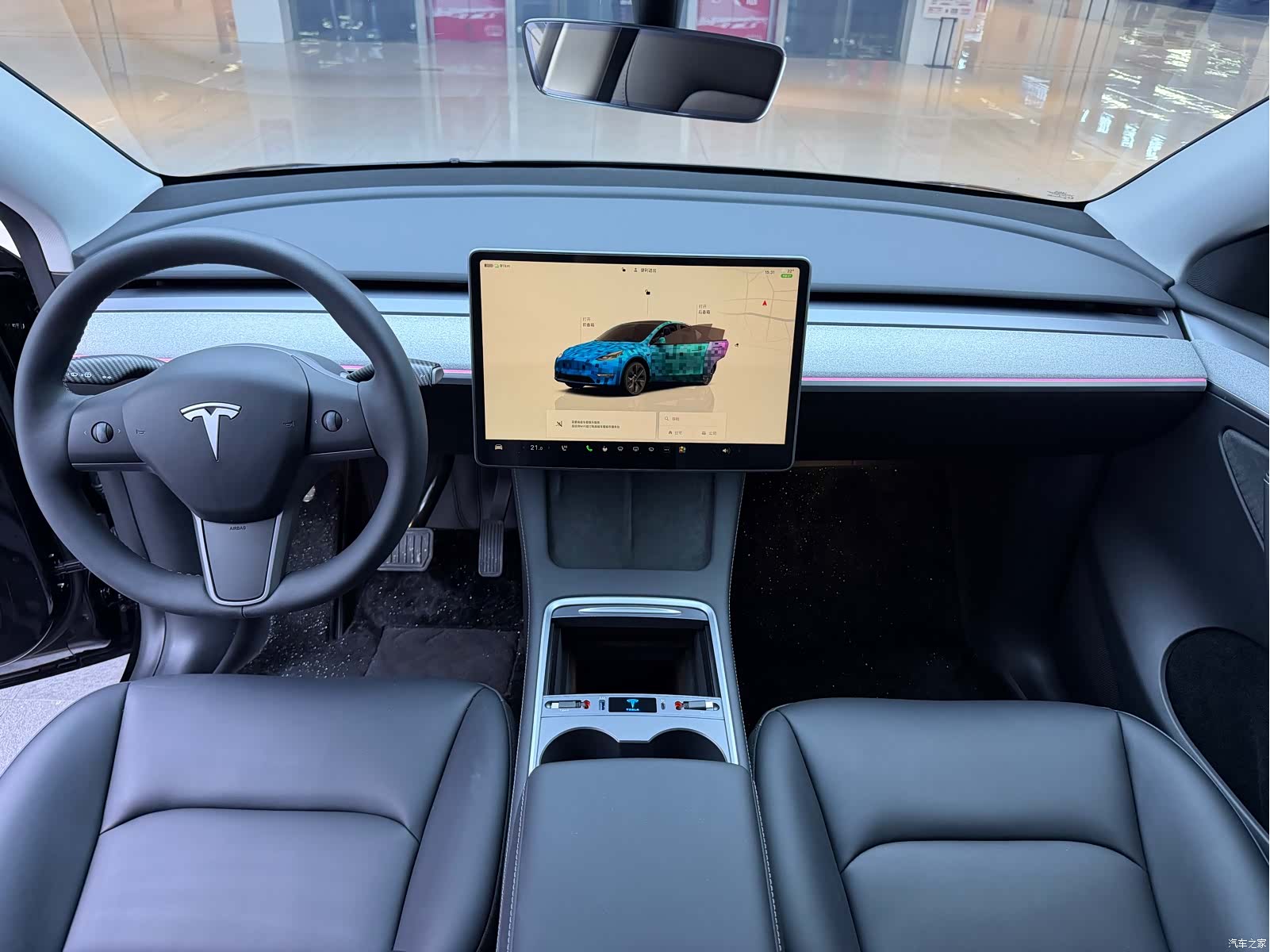 Tesla Model Y, 2024 6