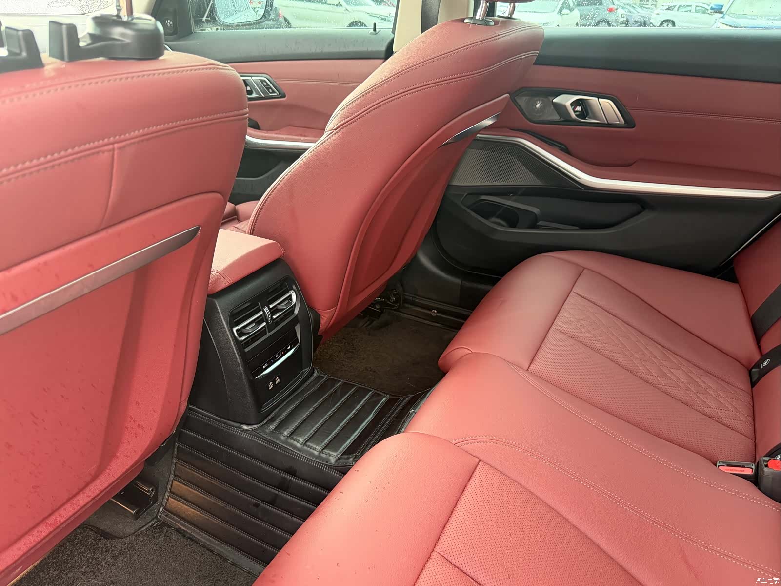 BMW 3 Series, 2023 12