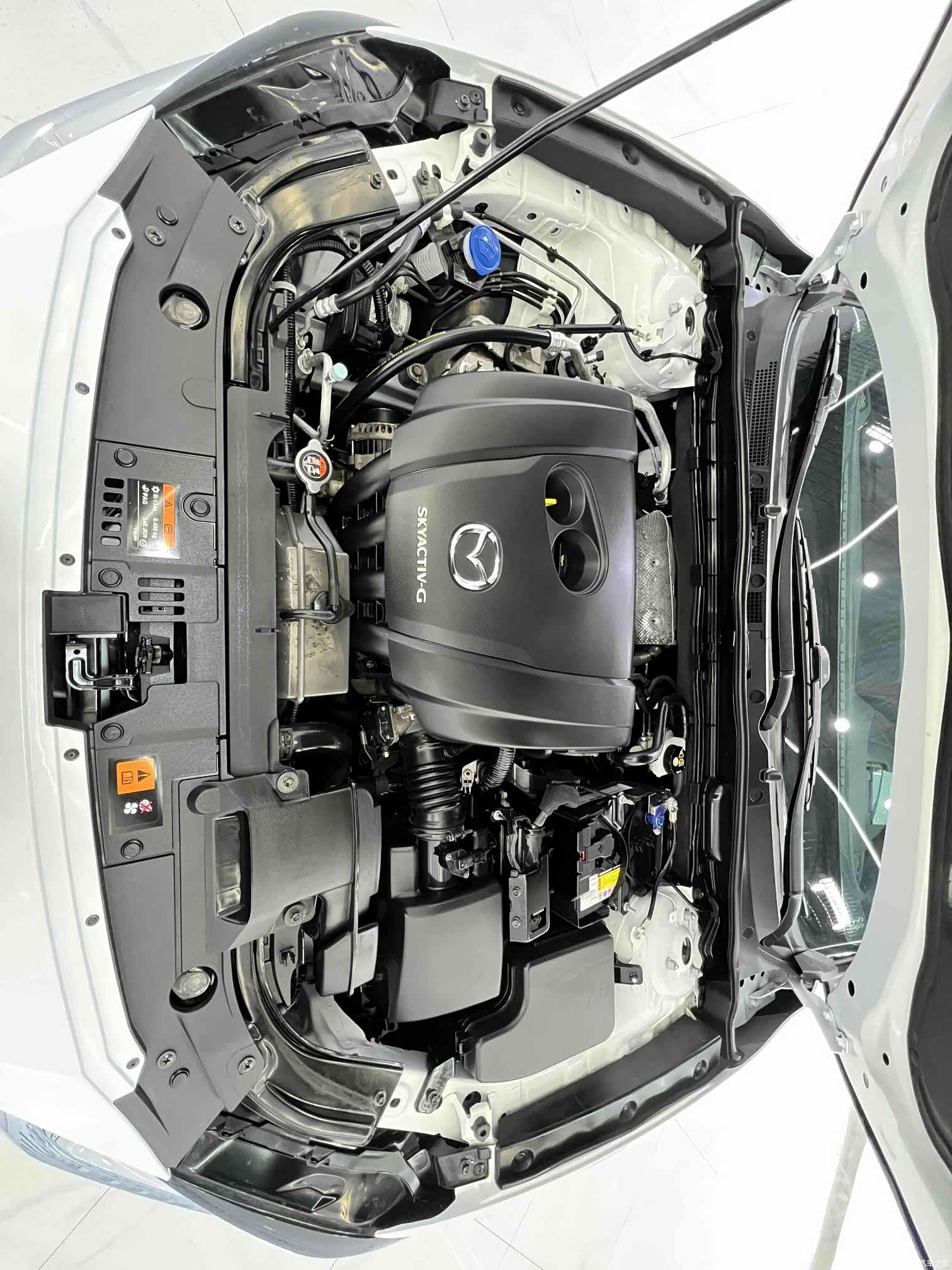 Mazda CX-4, 2023 18