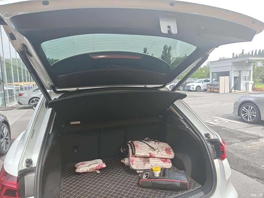 Audi Q3, 2021 19