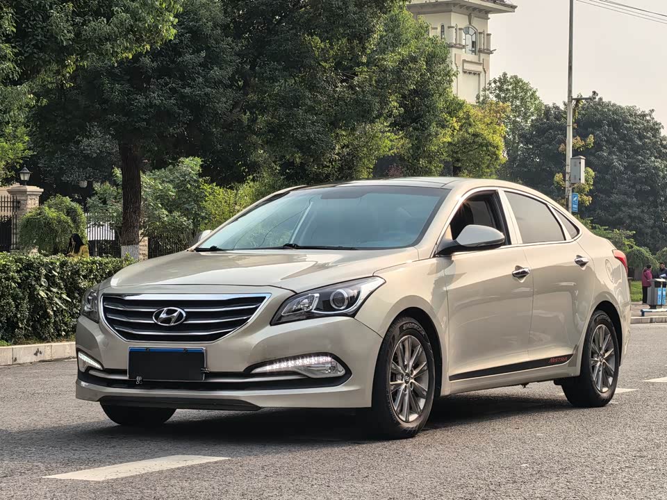 Hyundai Name picture