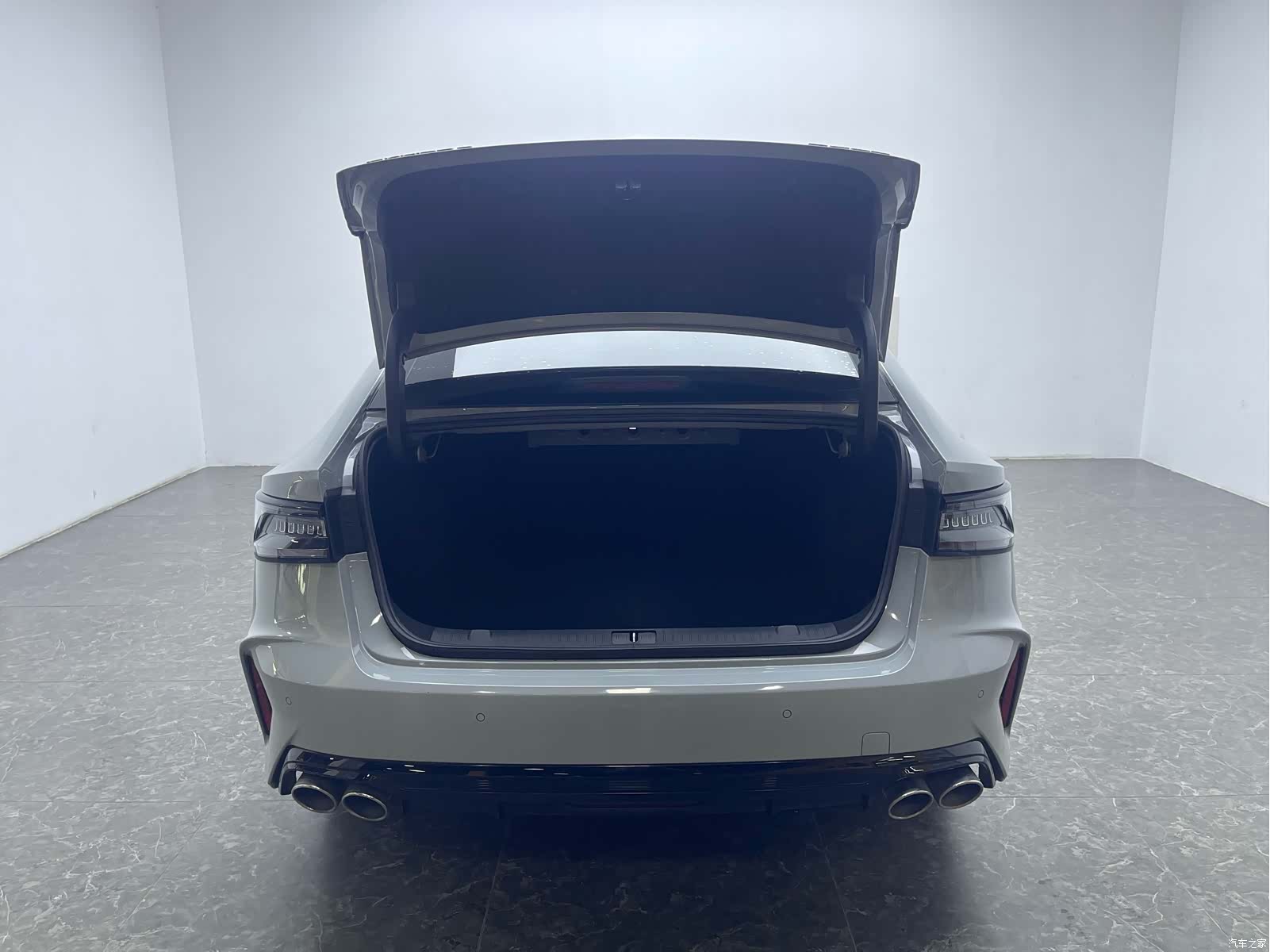 Chery Arrizo 8, 2023 все фото