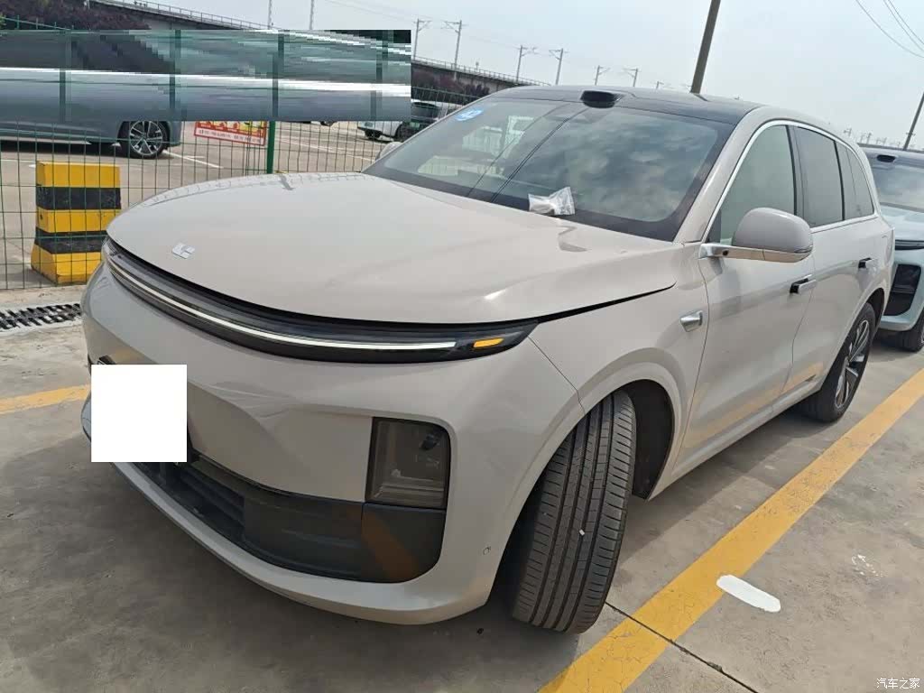 Li Auto L6, 2025 1