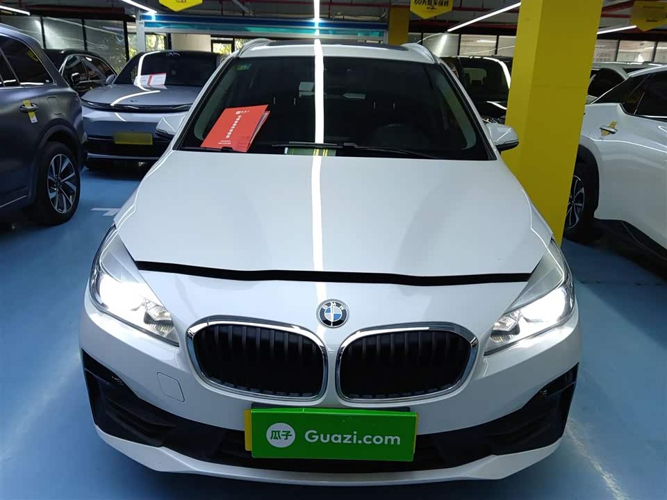 BMW 2 series multifunctional station wagon