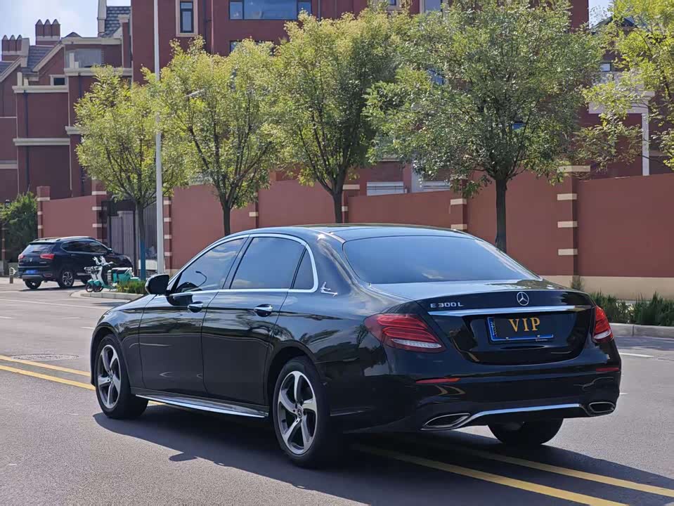 Mercedes-Benz E-class Mercedes-Benz E-class