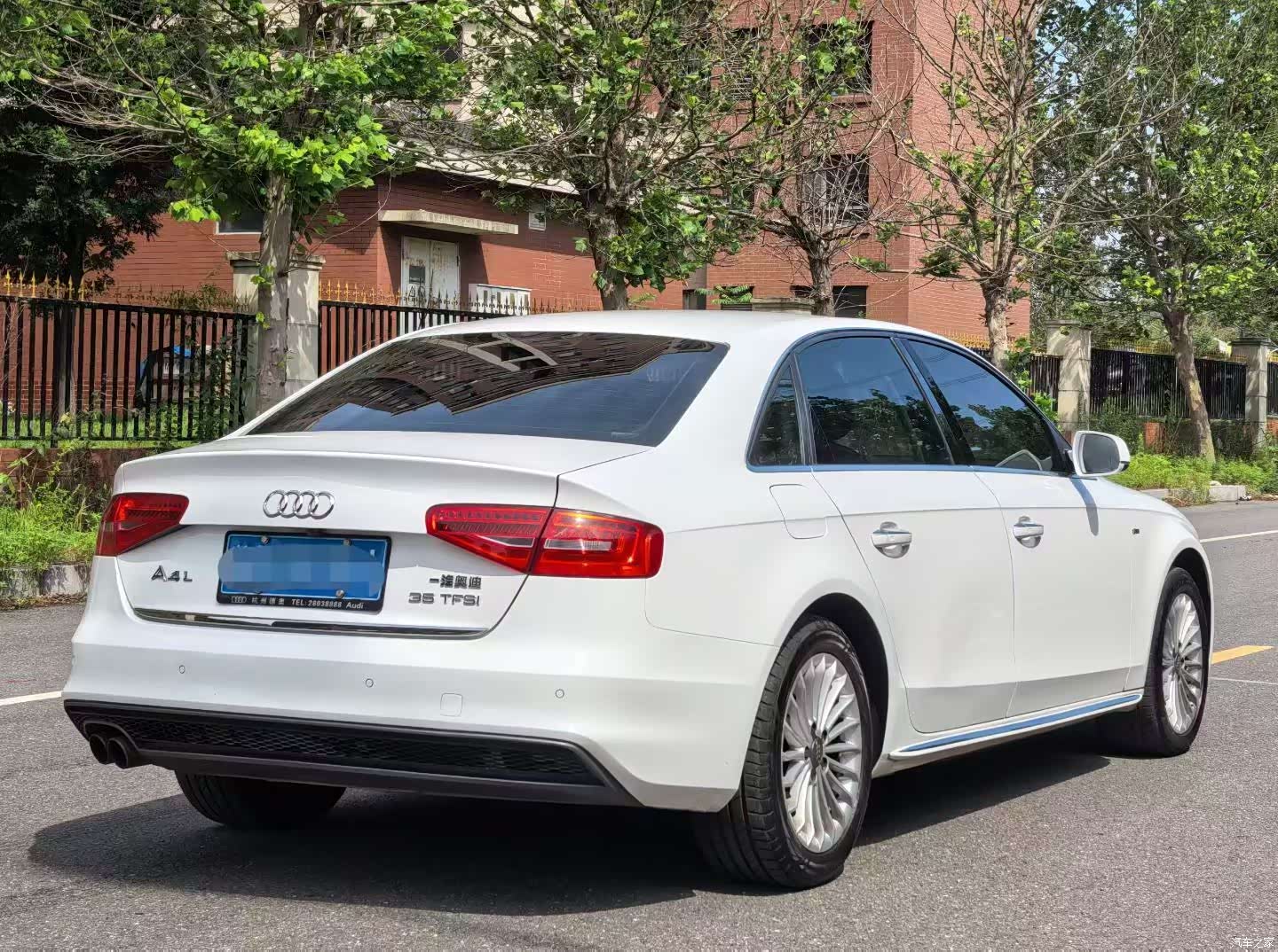 Audi A4L, 2016 все фото