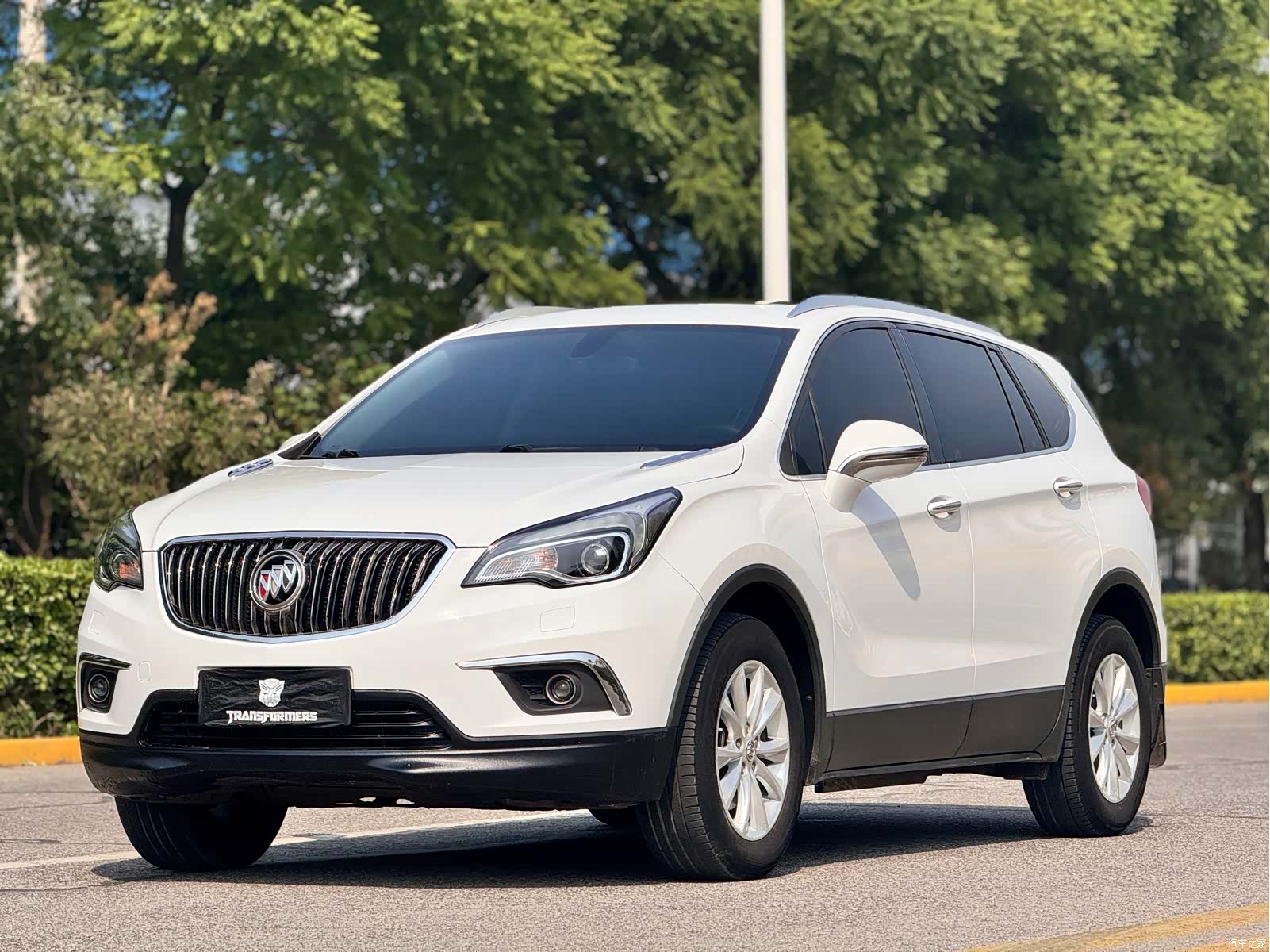 Buick Envision Plus, 2017 1