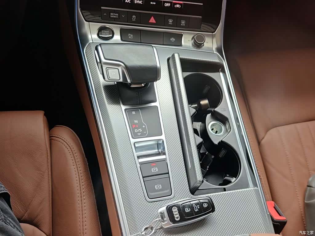 Audi A6L, 2020 9