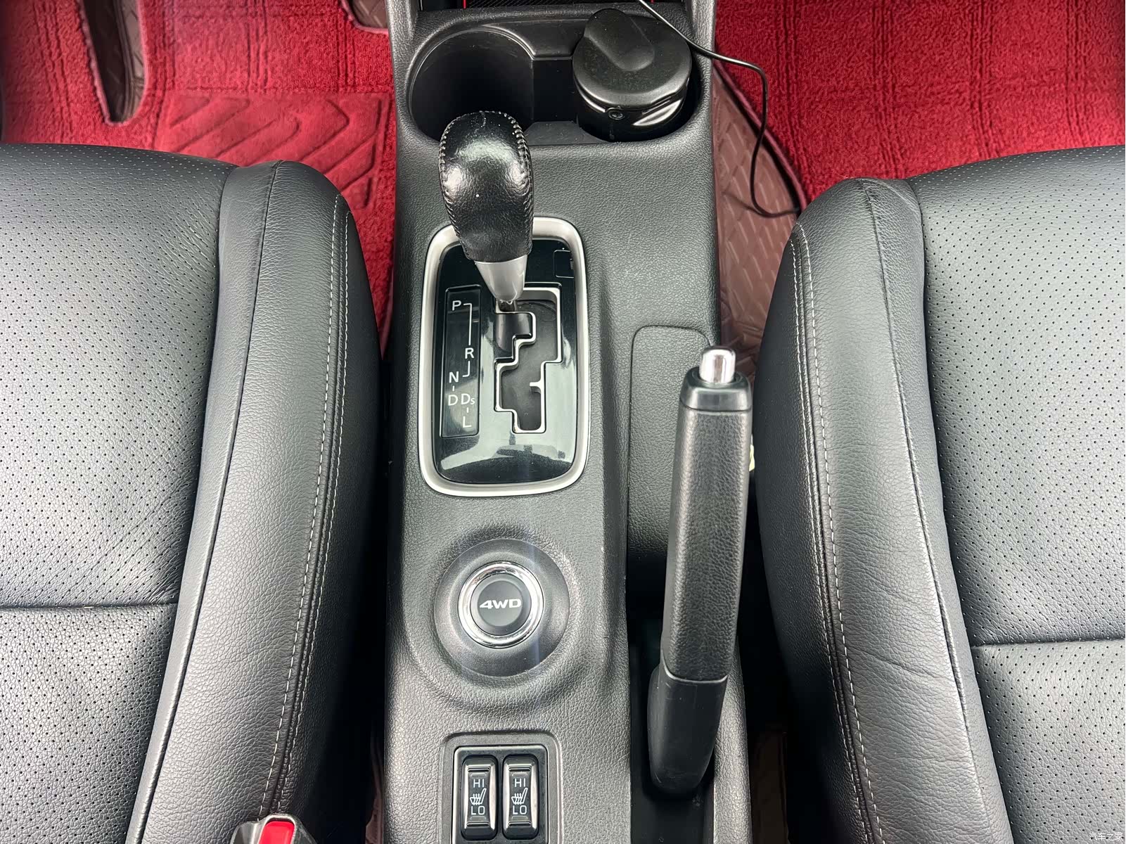 Mitsubishi Outlander, 2013 7