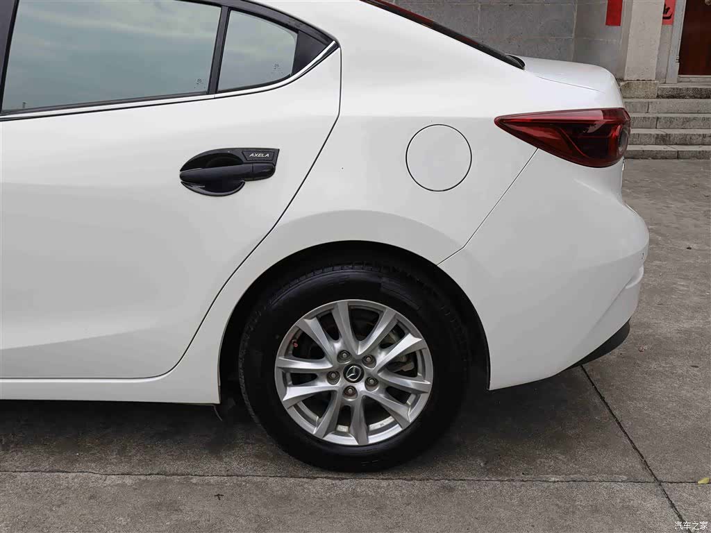 Mazda Mazda3, 2019 26