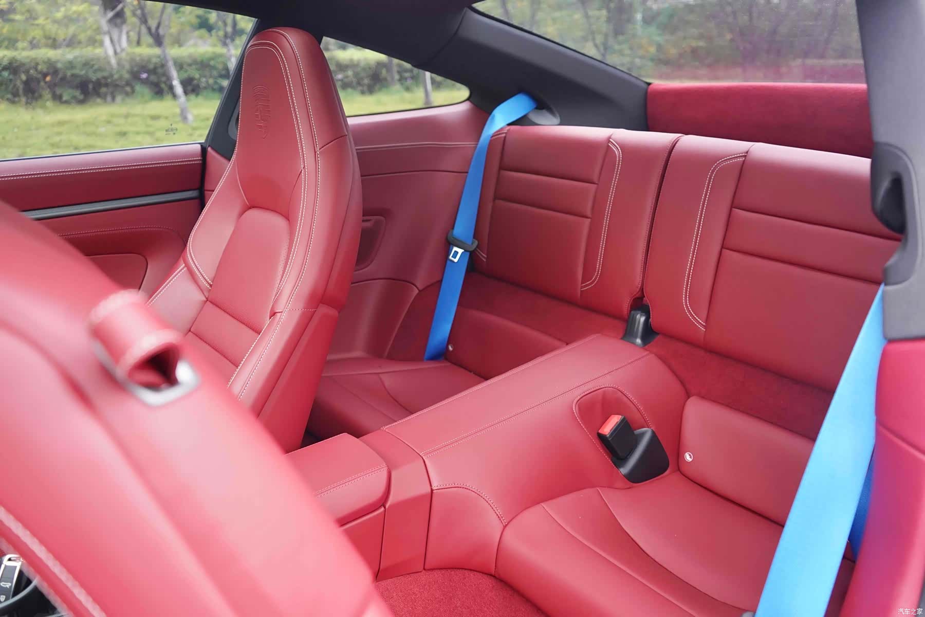 Porsche 911, 2023 10