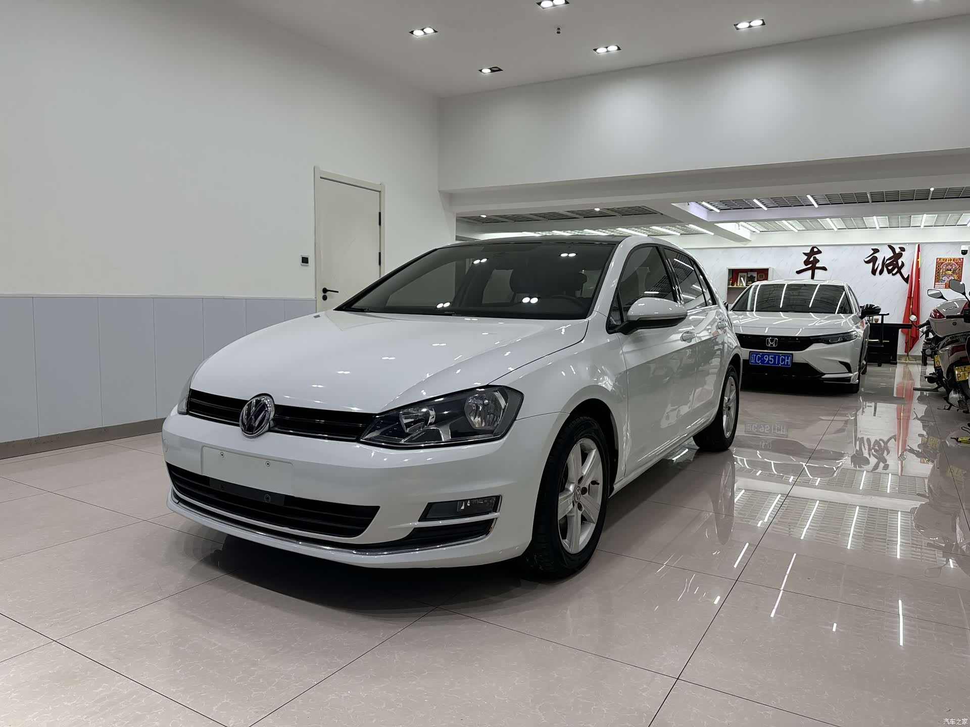 Volkswagen Golf, 2016 1