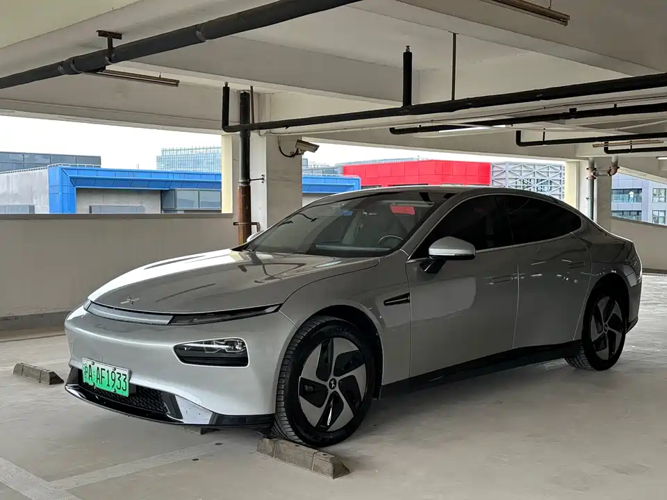 XPENG P7