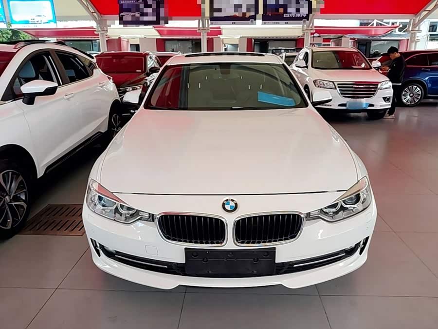 BMW 3 Series 2015, фото 2