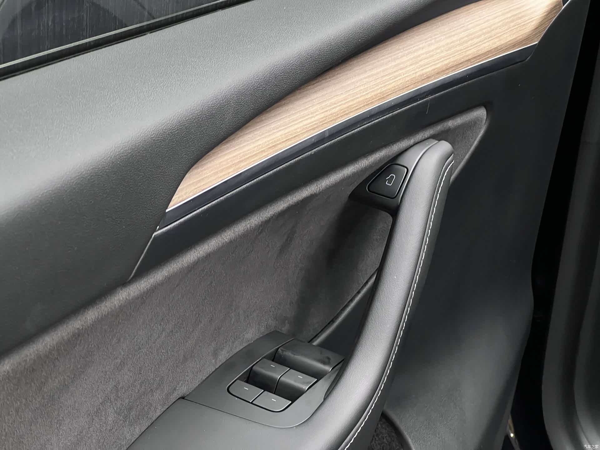 Tesla Model Y, 2022 30