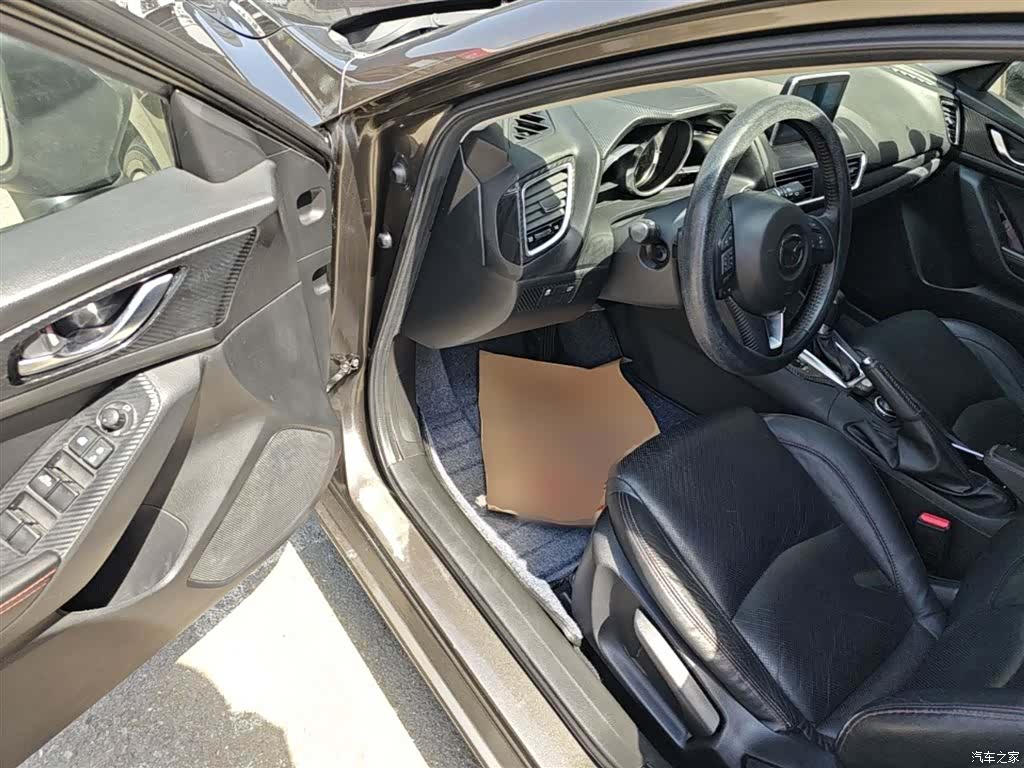 Mazda Mazda3, 2015 16