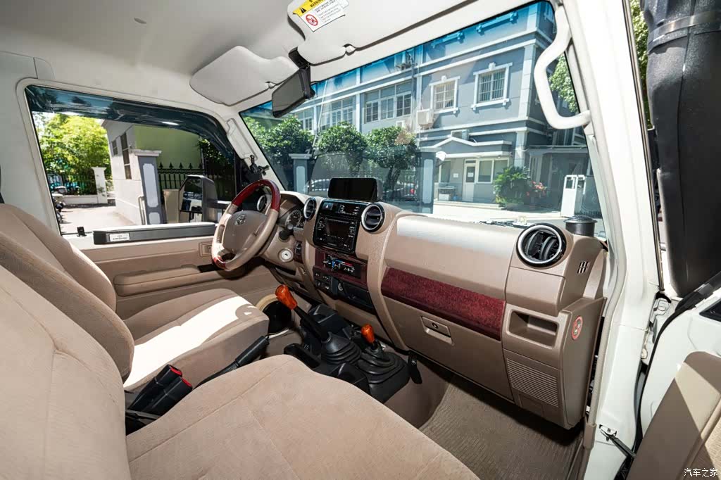 Toyota Land Cruiser, 2024 9