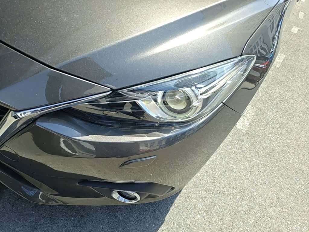 Mazda Mazda3, 2015 24