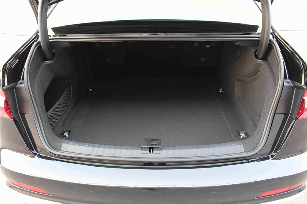 Audi A6L, 2024 12