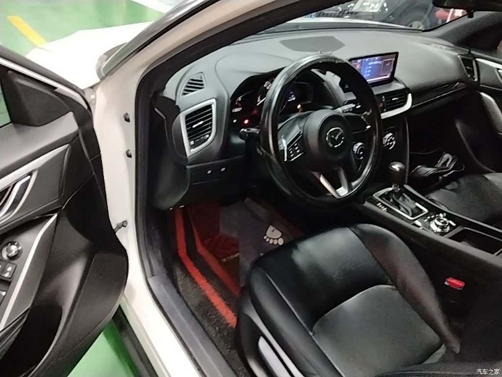 Mazda CX-4, 2019 16