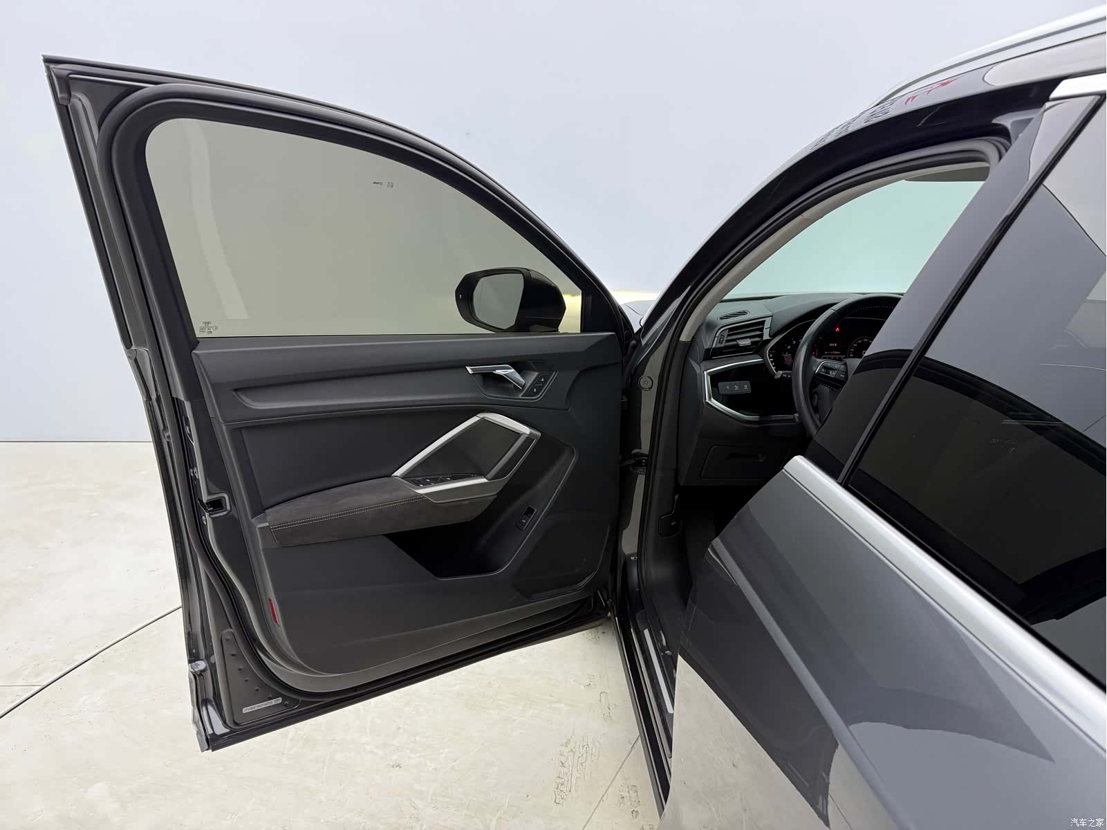 Audi Q3, 2021 21