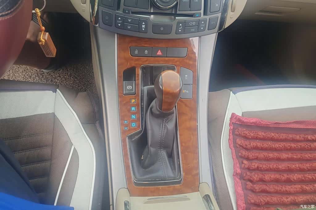 Buick LaCrosse, 2012 16