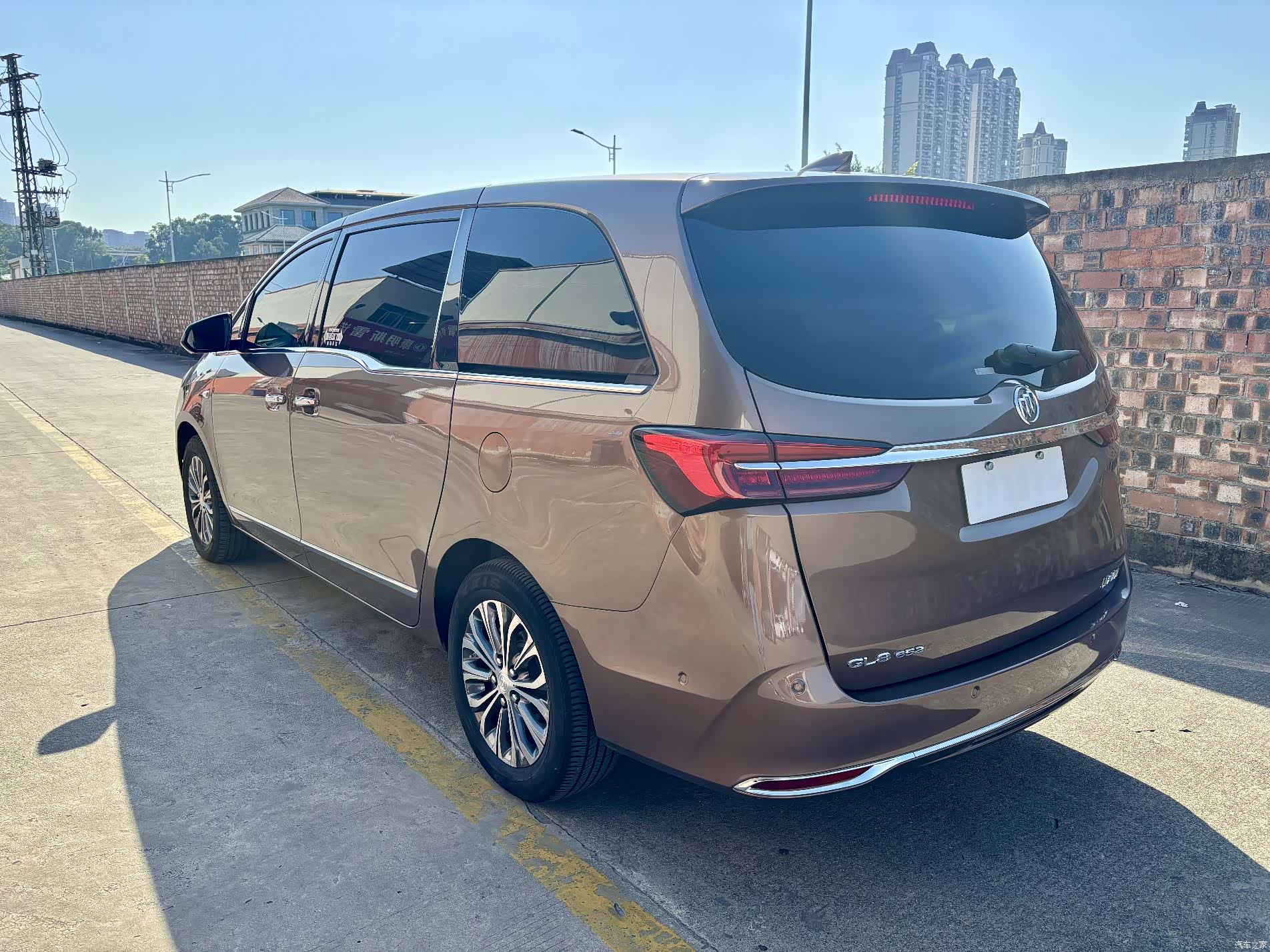 Buick GL8, 2021 6