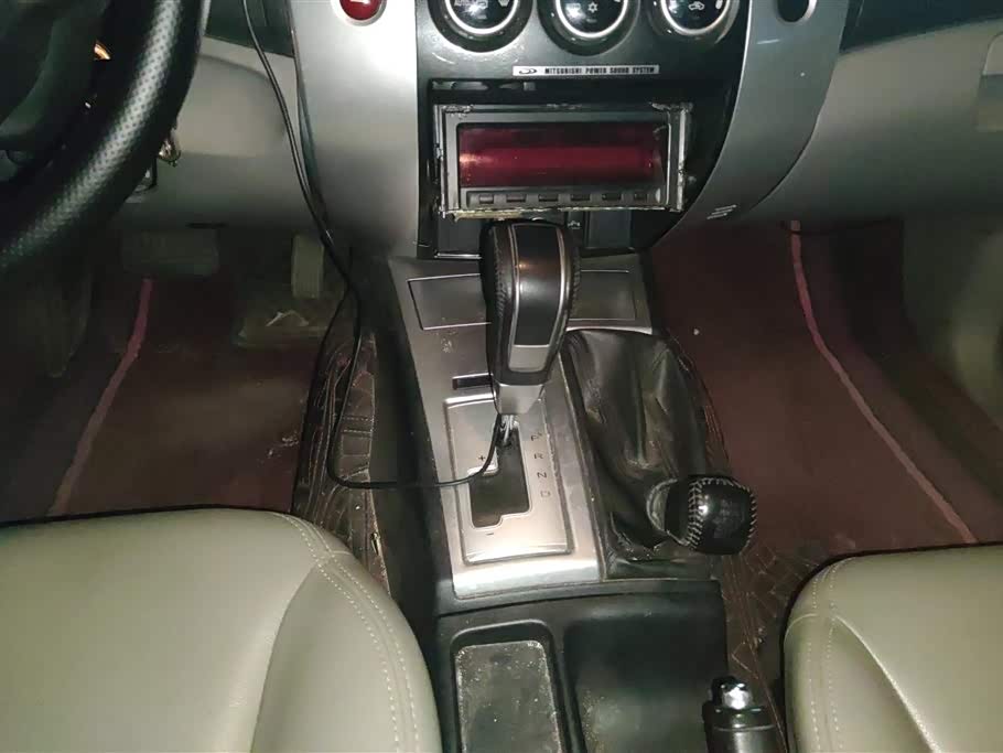 Mitsubishi Pajero Jinchang