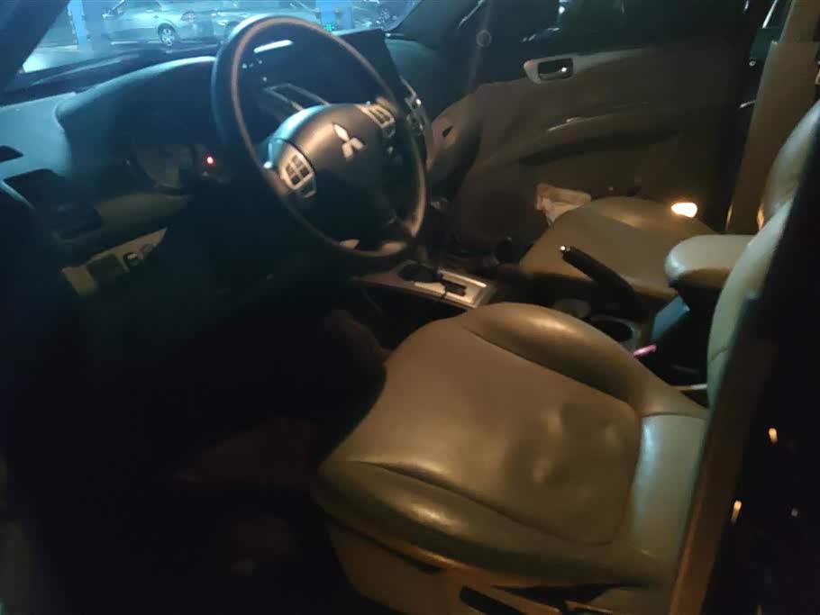 Mitsubishi Pajero Jinchang