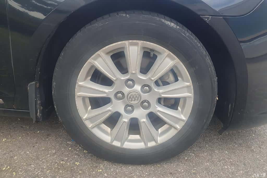 Buick LaCrosse, 2012 6