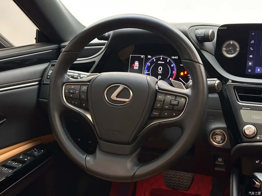 Lexus ES, 2022 12