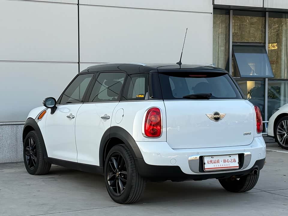 MINI COUNTRYMAN