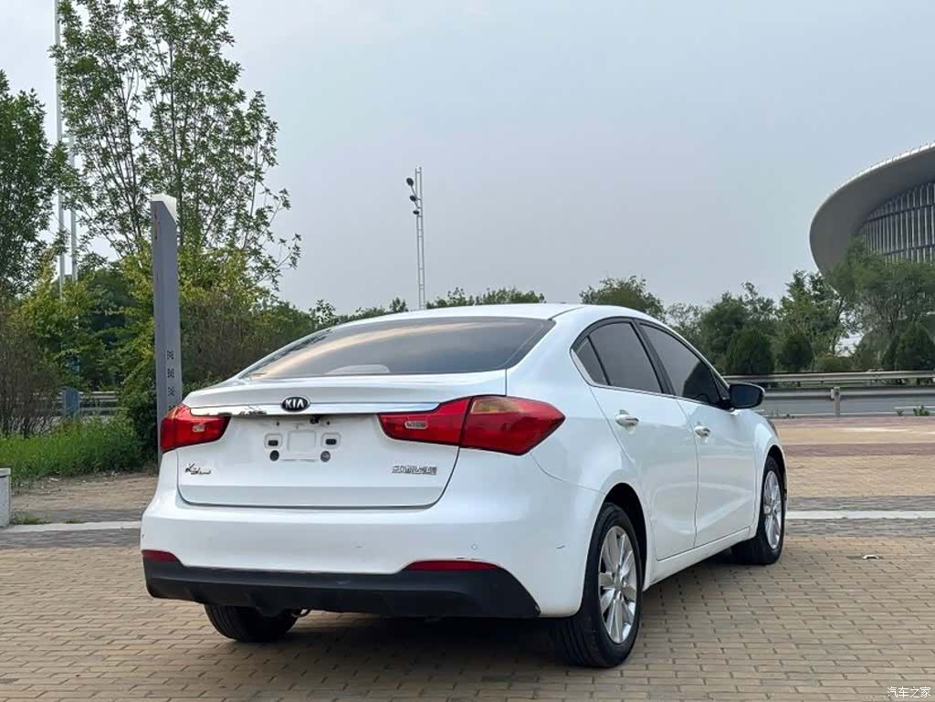 Kia K3, 2016 4