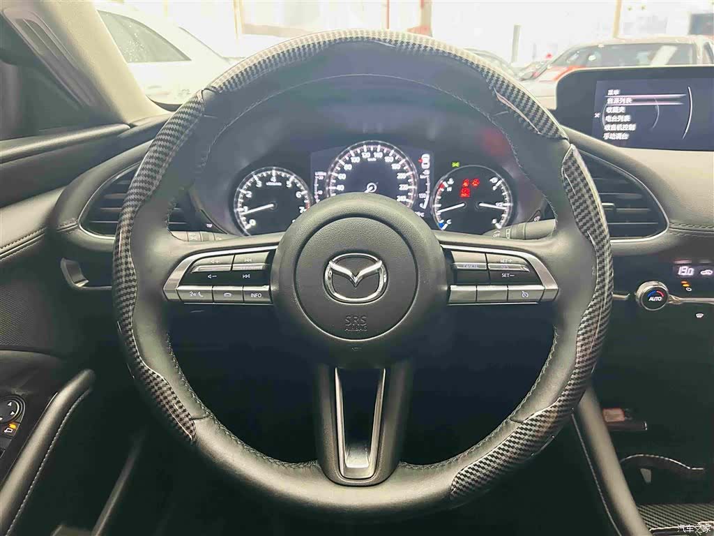 Mazda Mazda3, 2021 15
