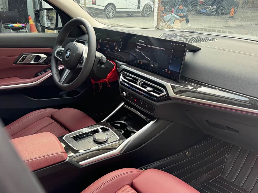 BMW 3 Series 2023, фото 7