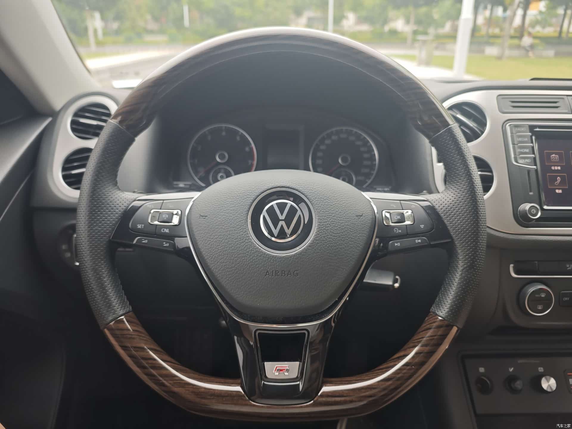 Volkswagen Tiguan, 2019 35