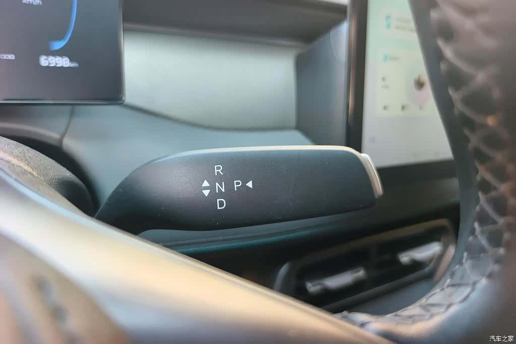 BYD Qin, 2025 16