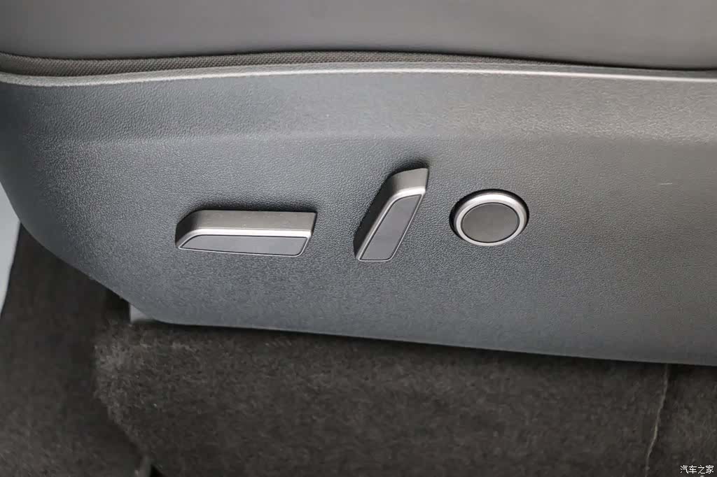Tesla Model Y, 2024 12