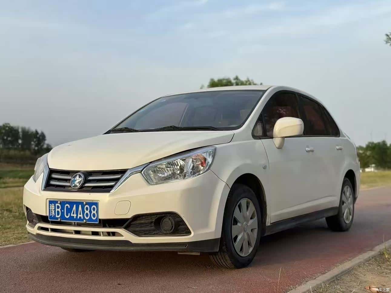 Nissan D50, 2015 2