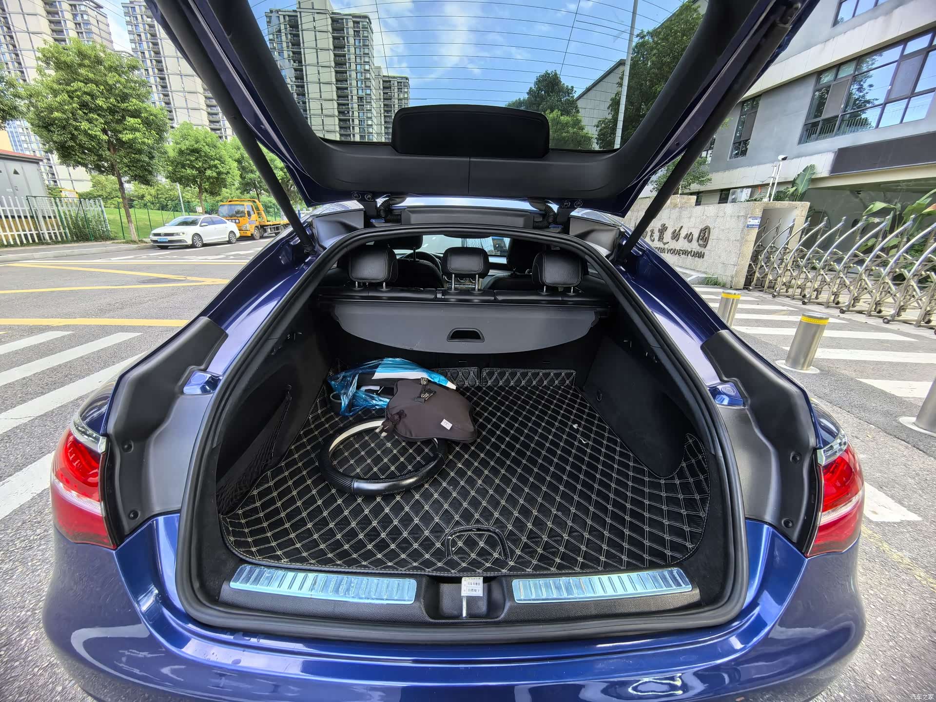 Mercedes-Benz GLC, 2017 11